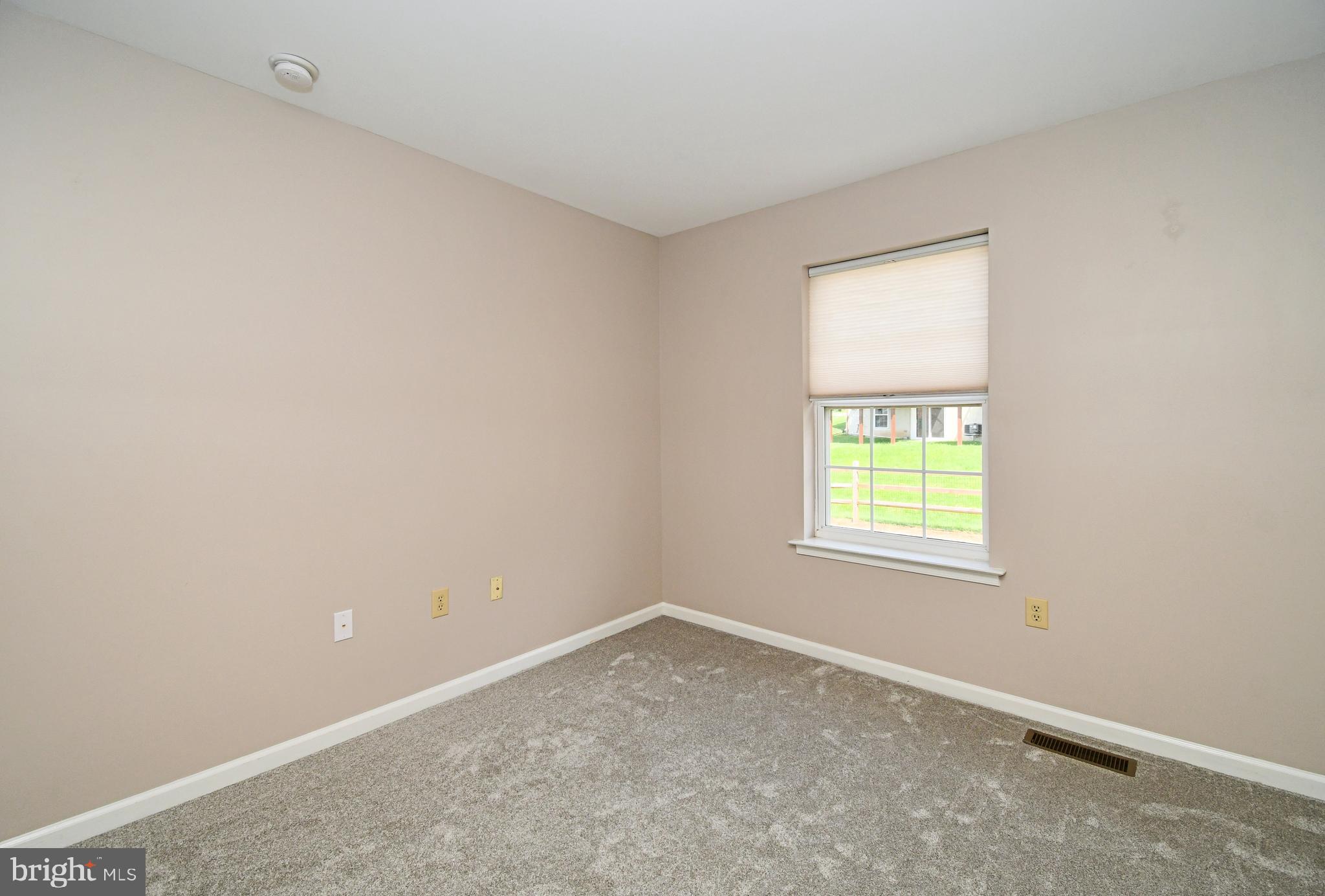 1055 BALLEY DRIVE