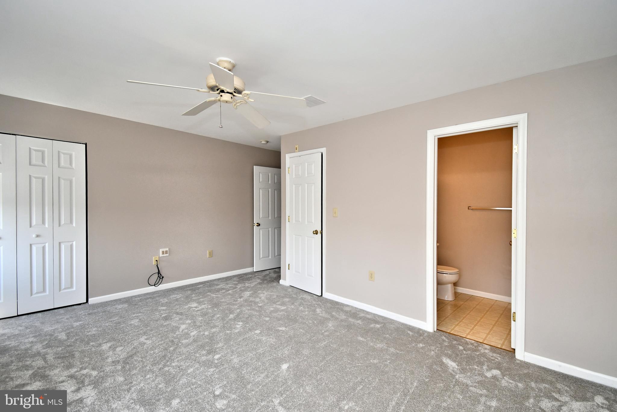 1055 BALLEY DRIVE