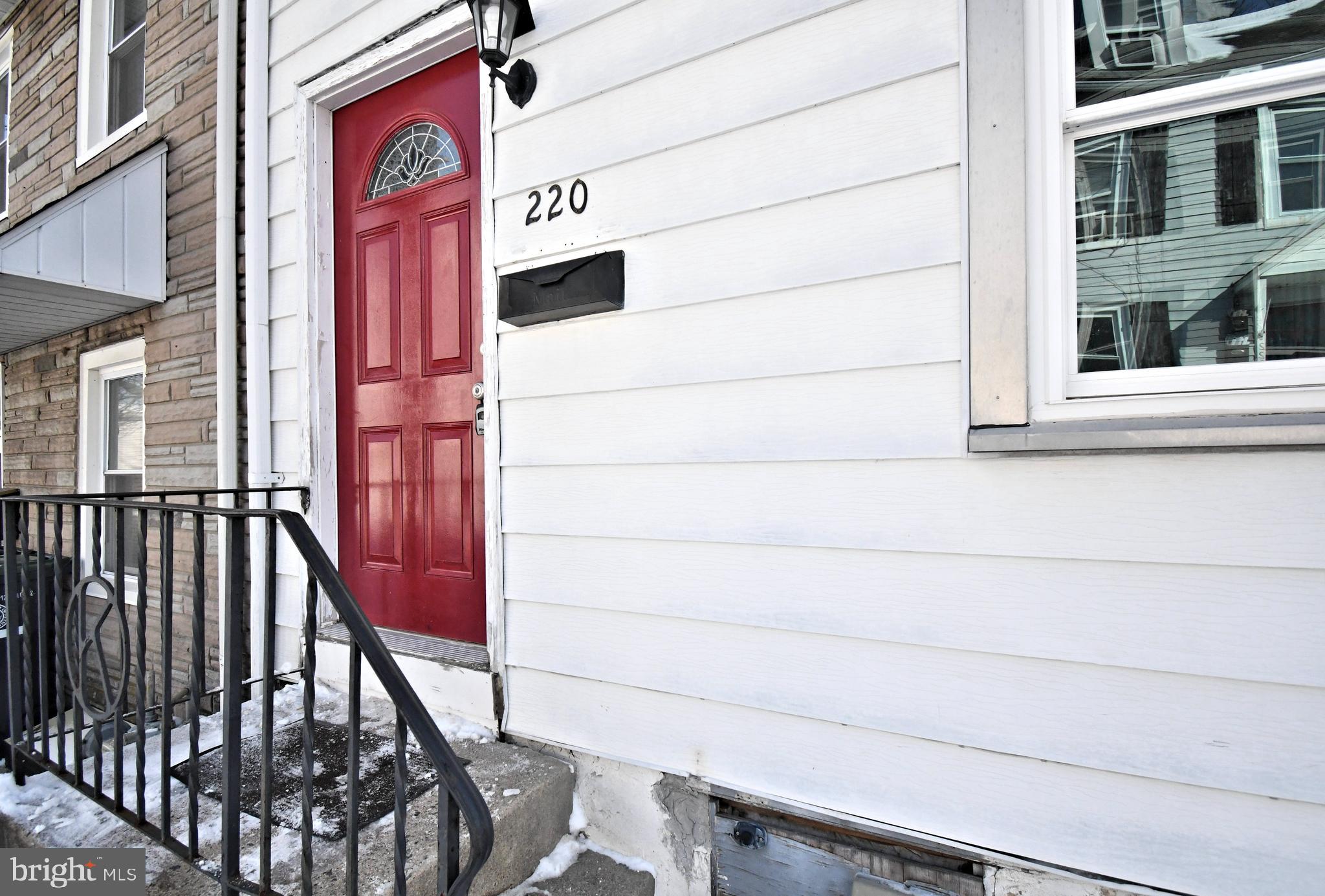 220 SAINT MARYS STREET