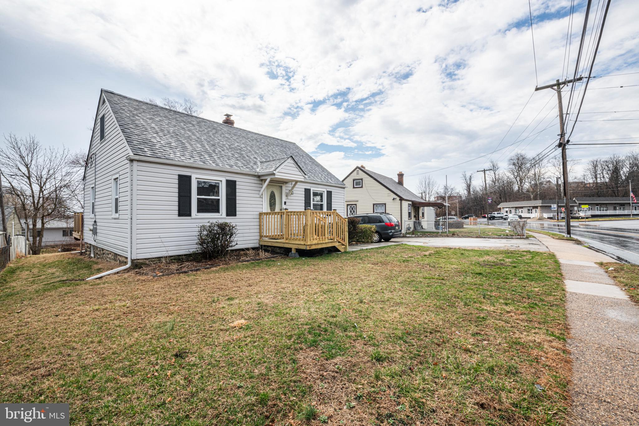 2015 DUTTON MILL ROAD