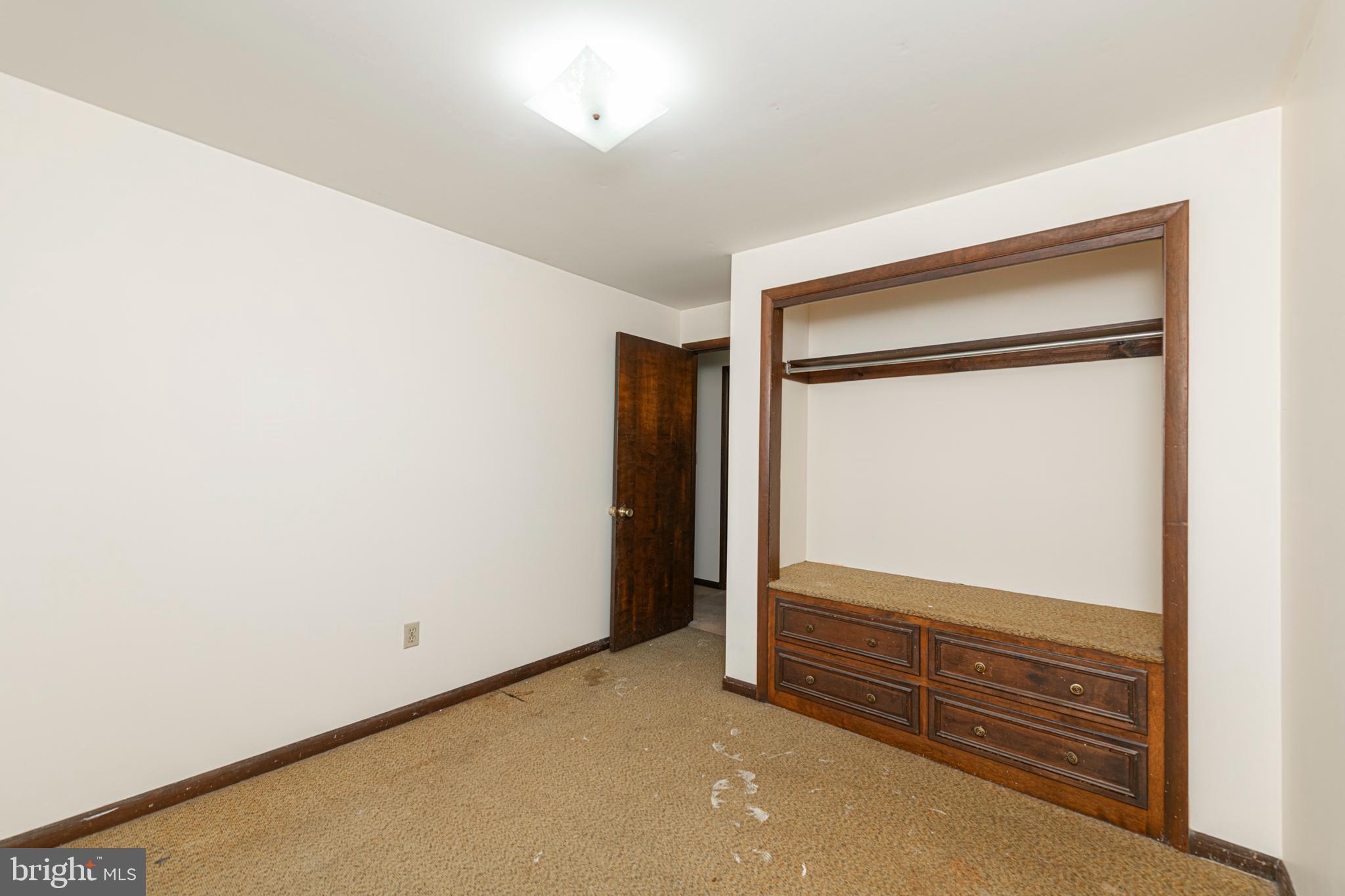 934 ORCHARD ROAD