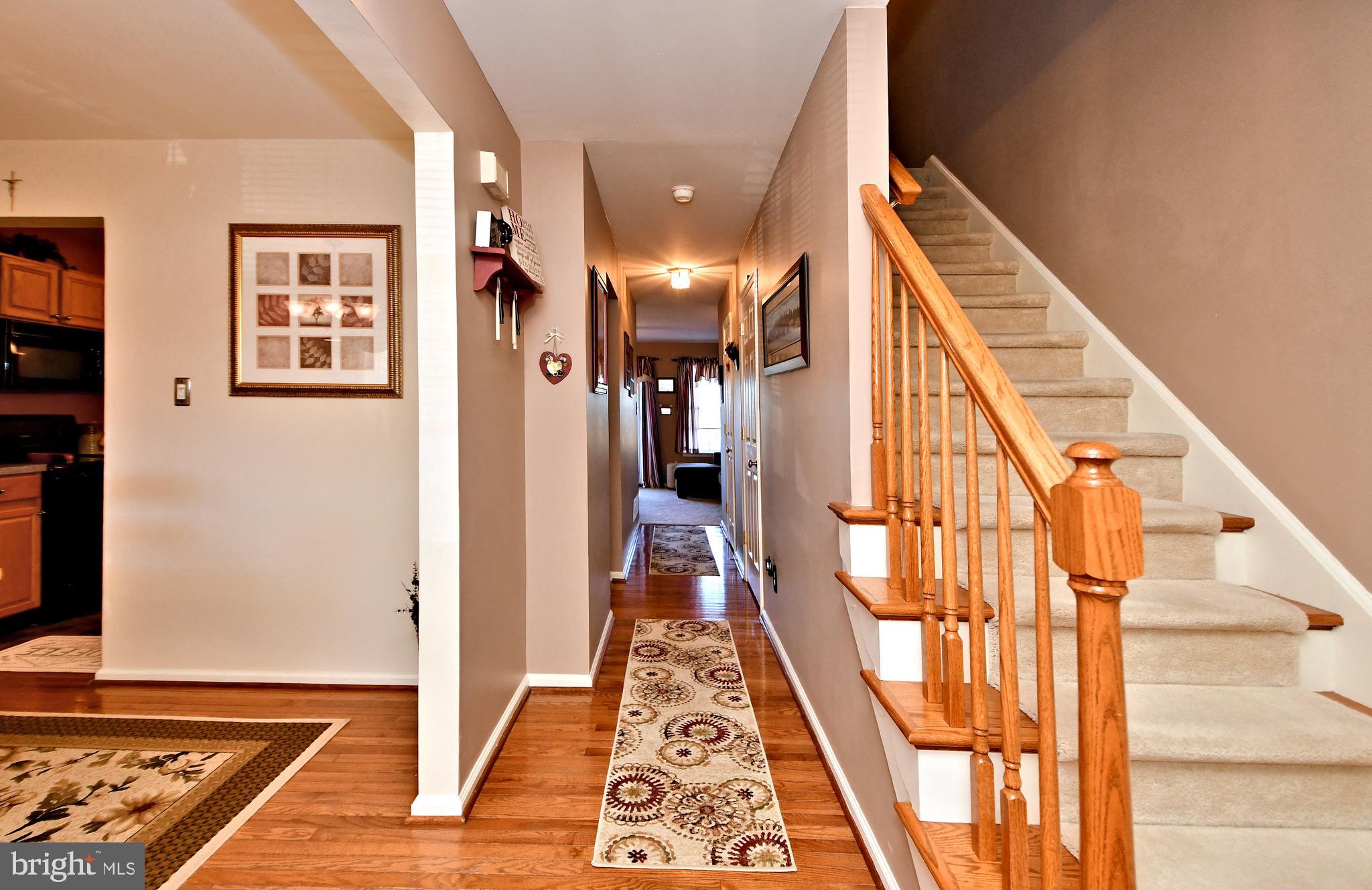 808 DOGWOOD LANE