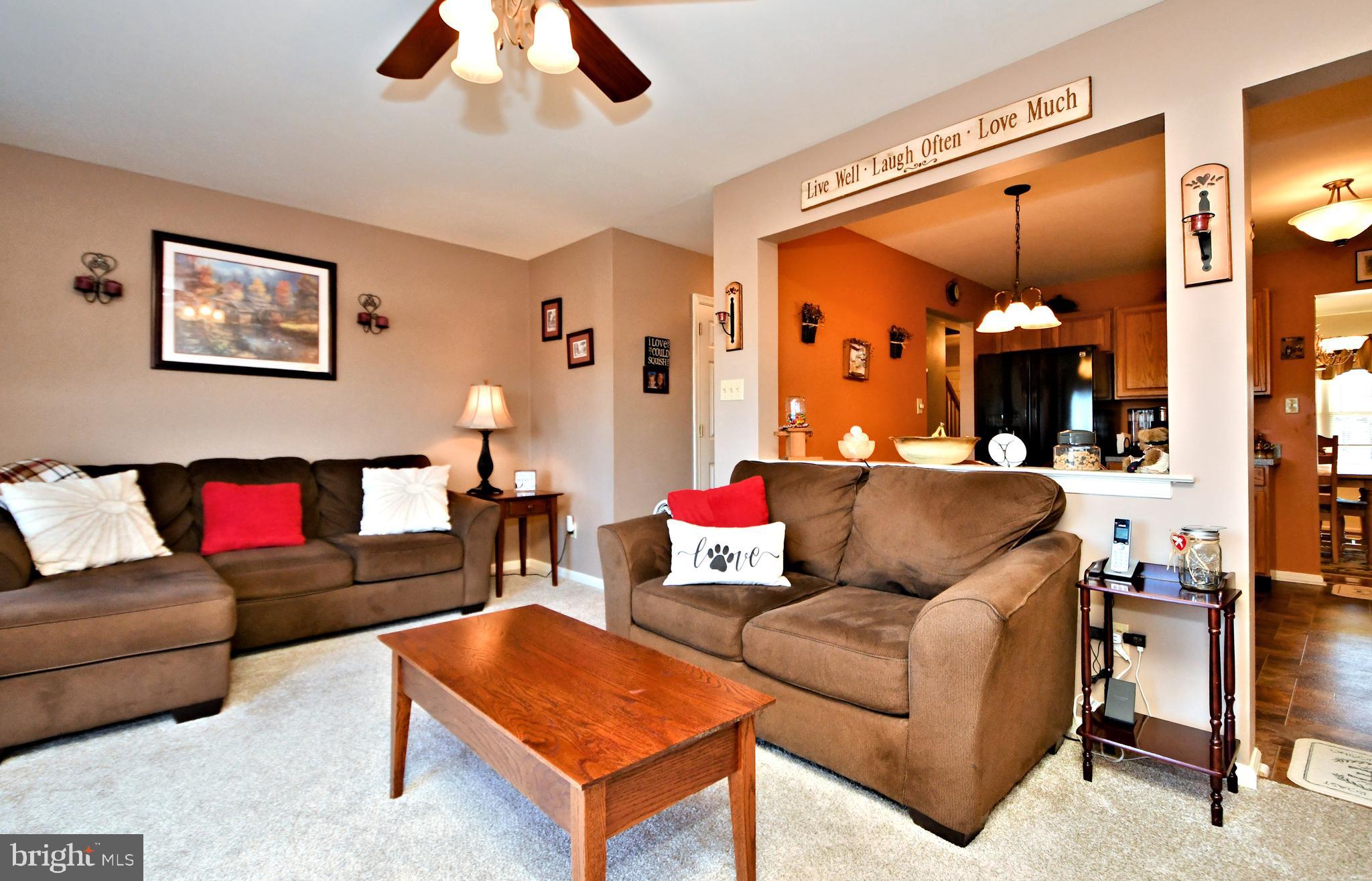 808 DOGWOOD LANE