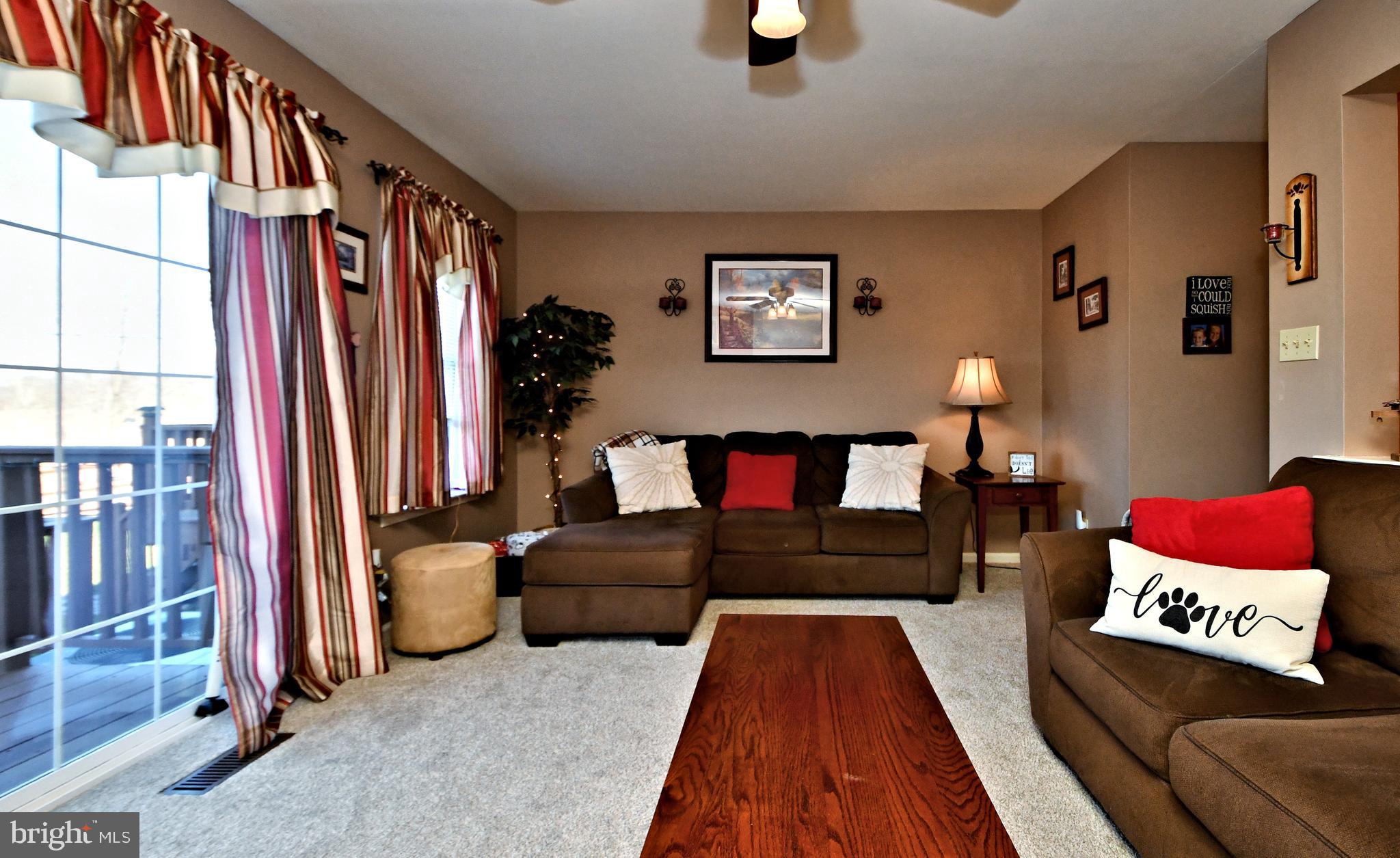 808 DOGWOOD LANE