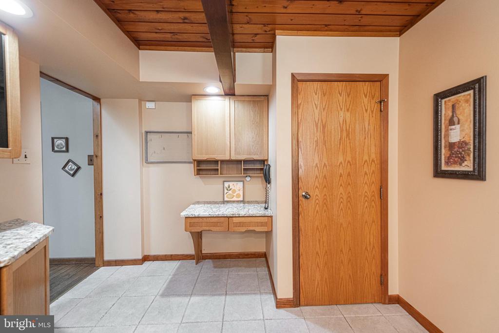 204 SILVERBROOK DRIVE