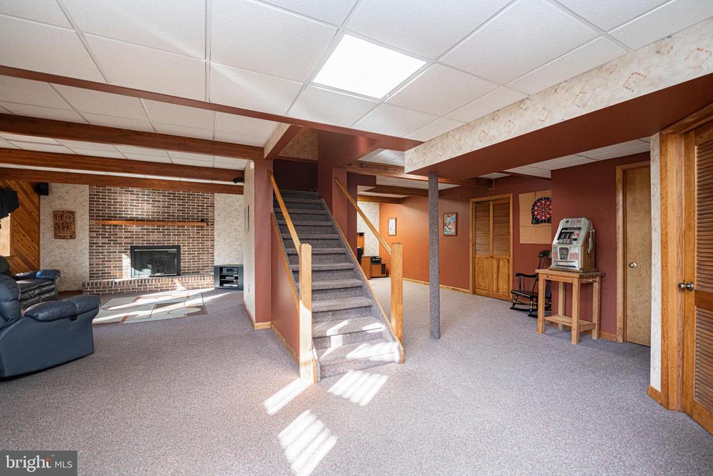 204 SILVERBROOK DRIVE