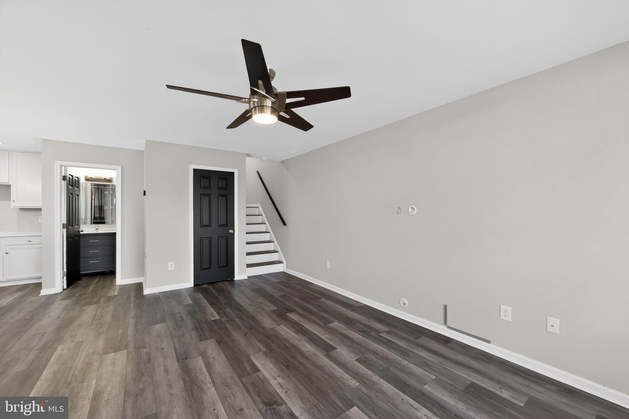 5506 DRAWBRIDGE COURT