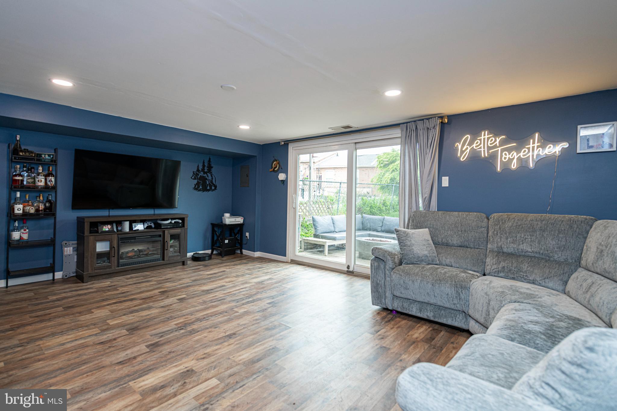 219 GOODFORD ROAD
