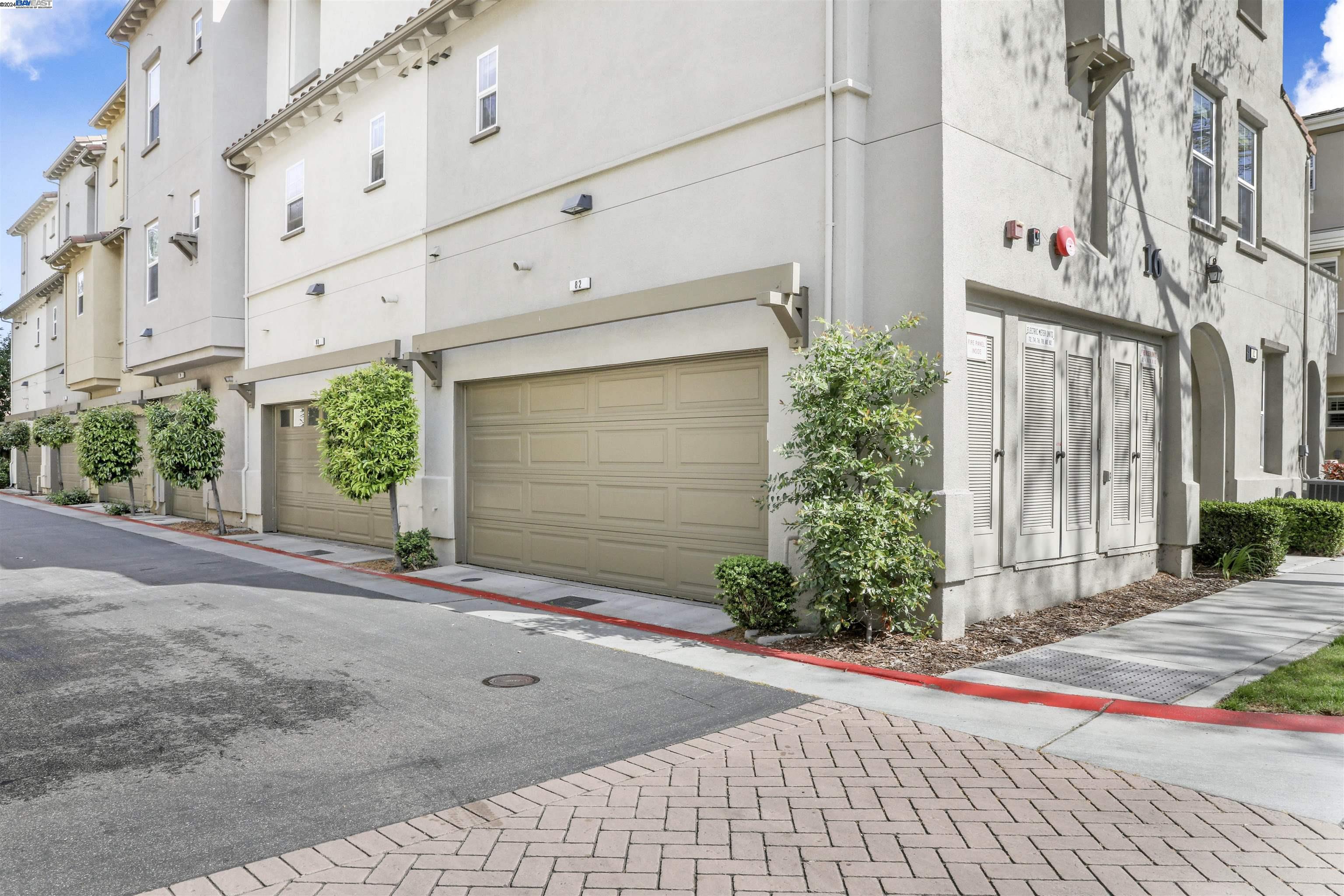 82 Muller Pl