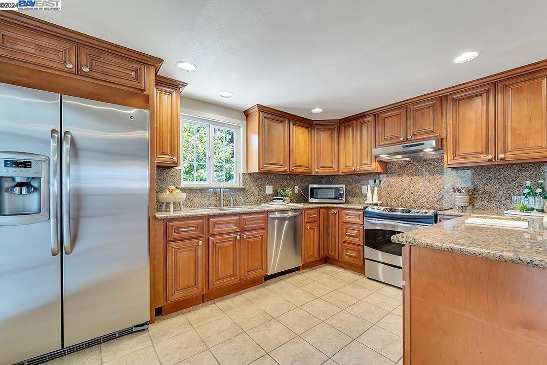 4405 Faulkner Dr