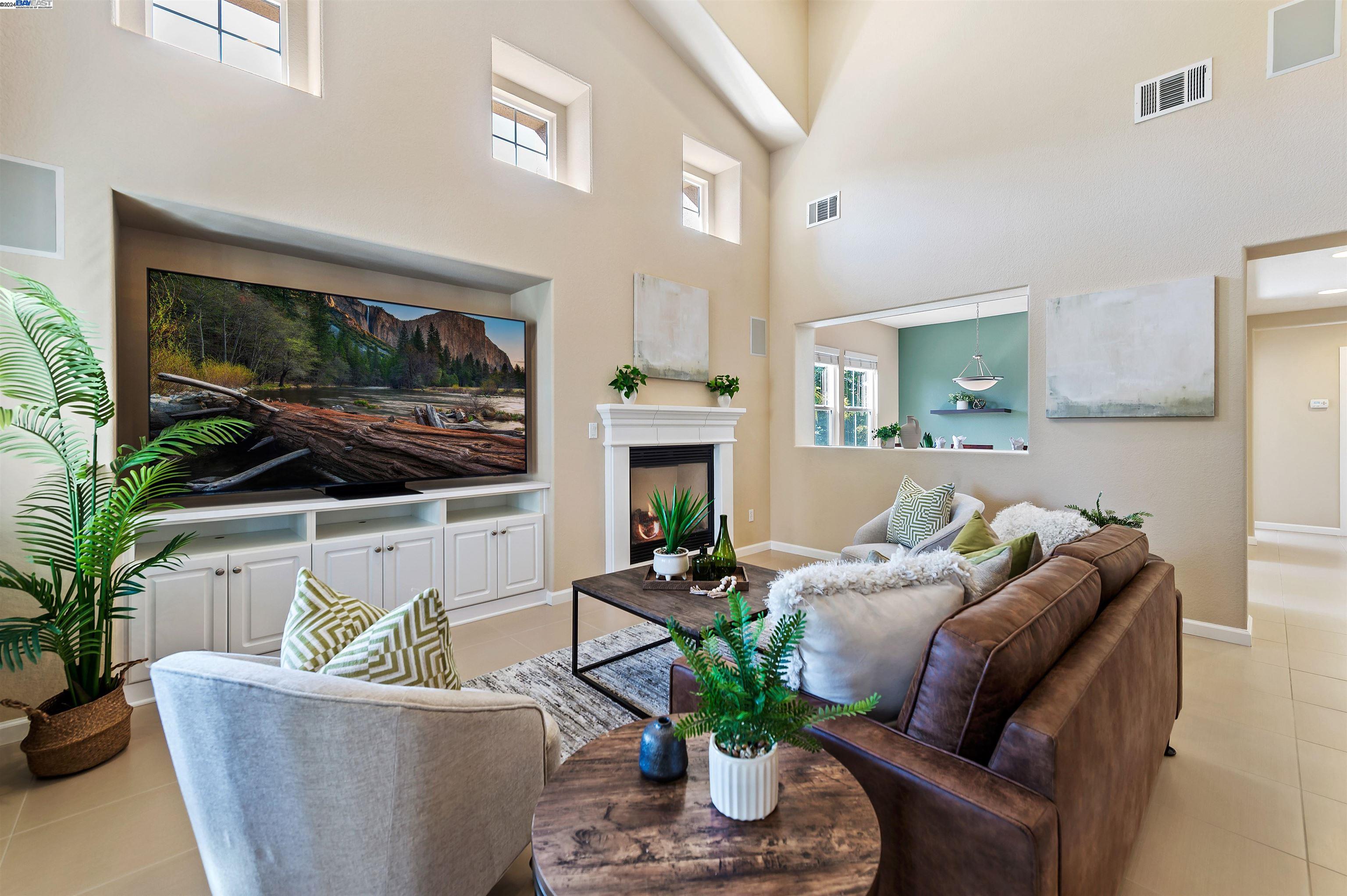 524 Dovecote Ln # 2