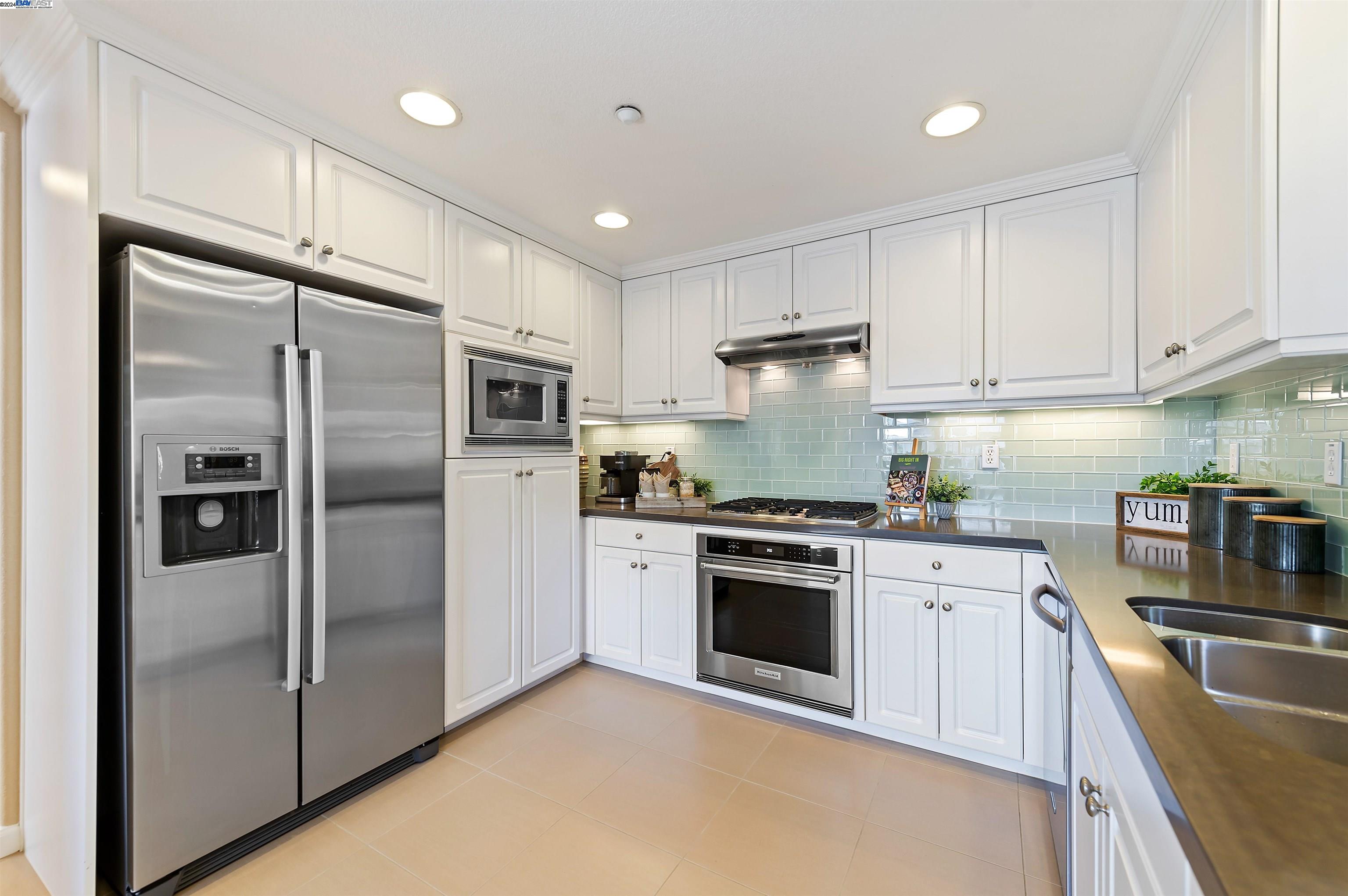 524 Dovecote Ln # 2