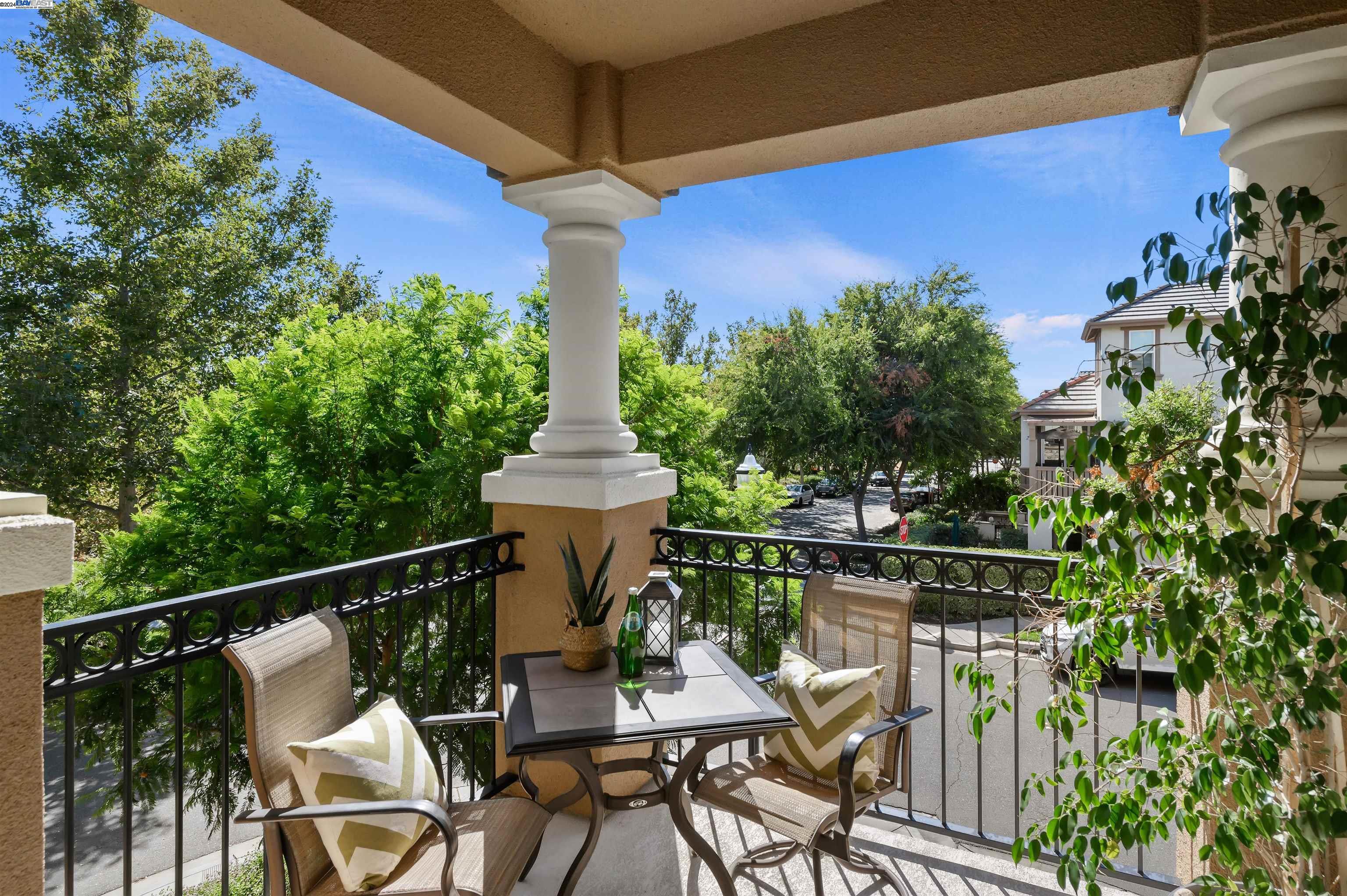 524 Dovecote Ln # 2