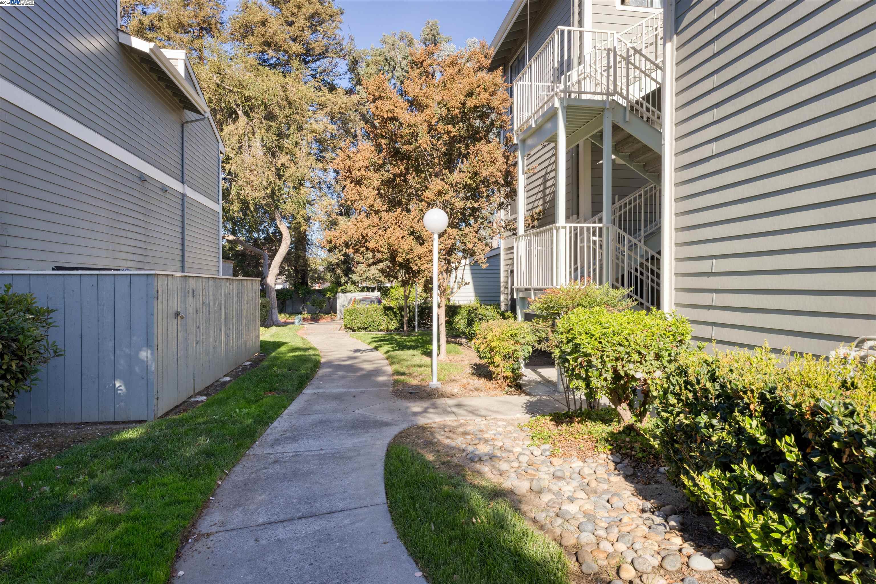 36992 Meadowbrook Cmn # 101
