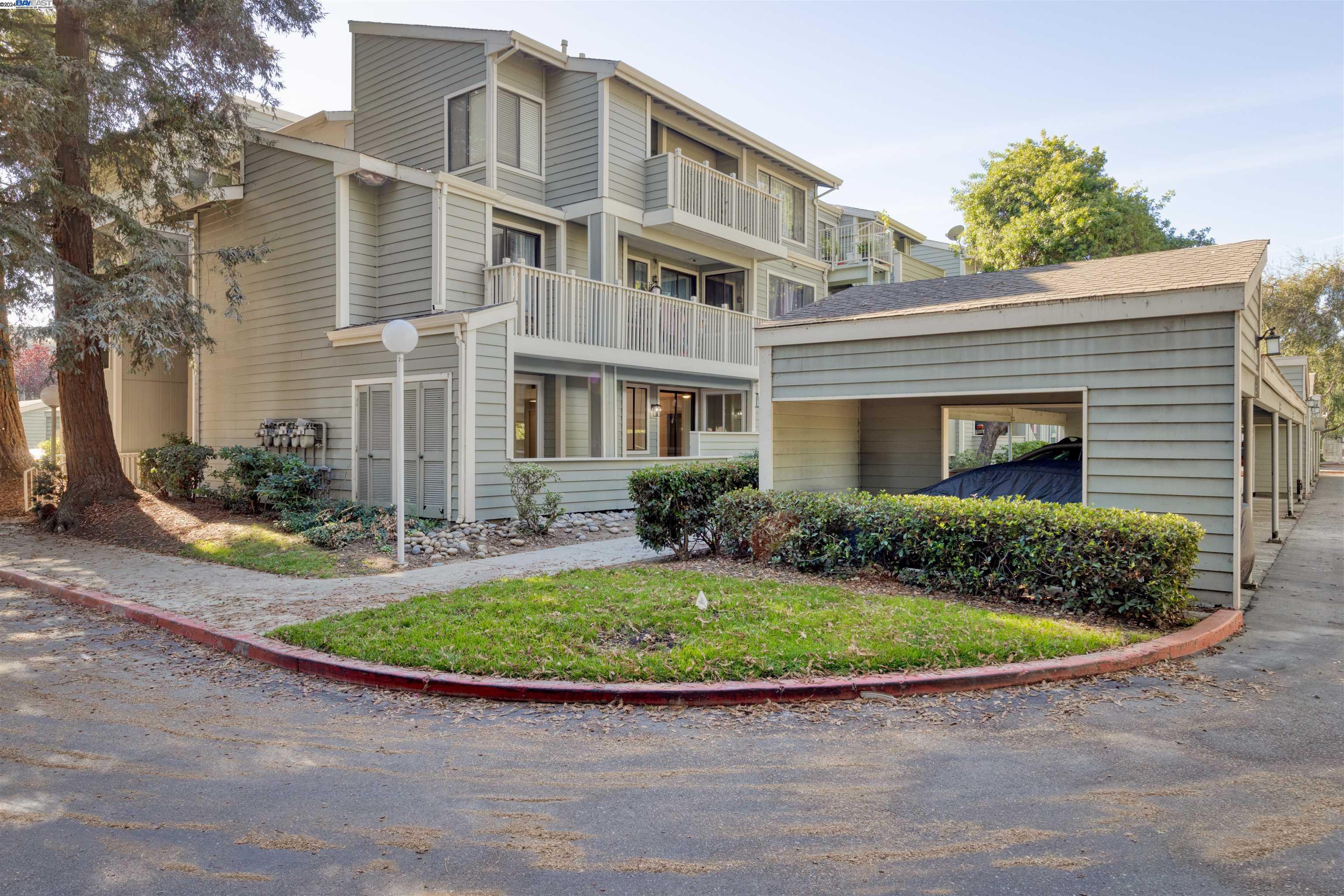 36992 Meadowbrook Cmn # 101