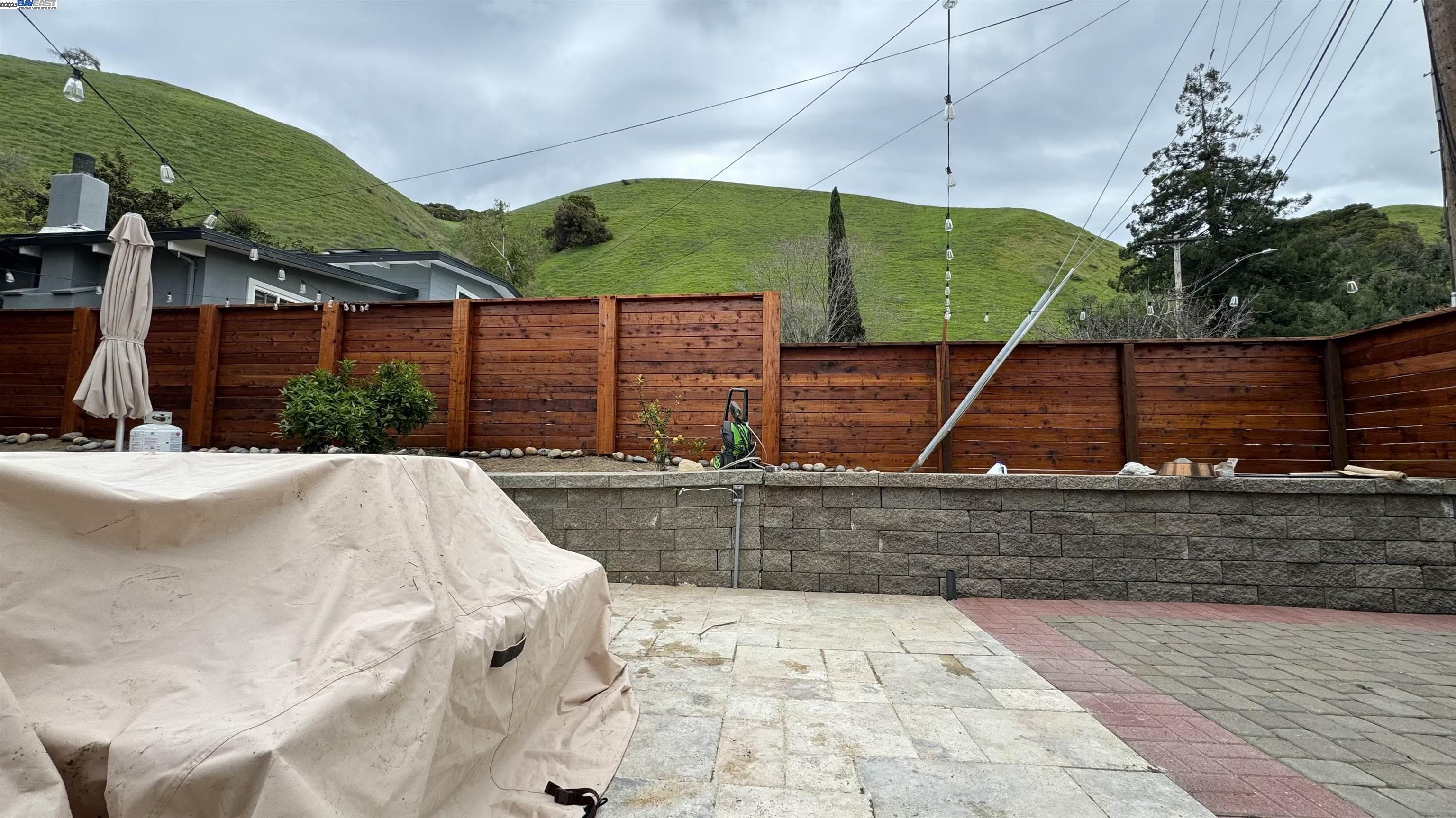 38526 Canyon Heights Drive