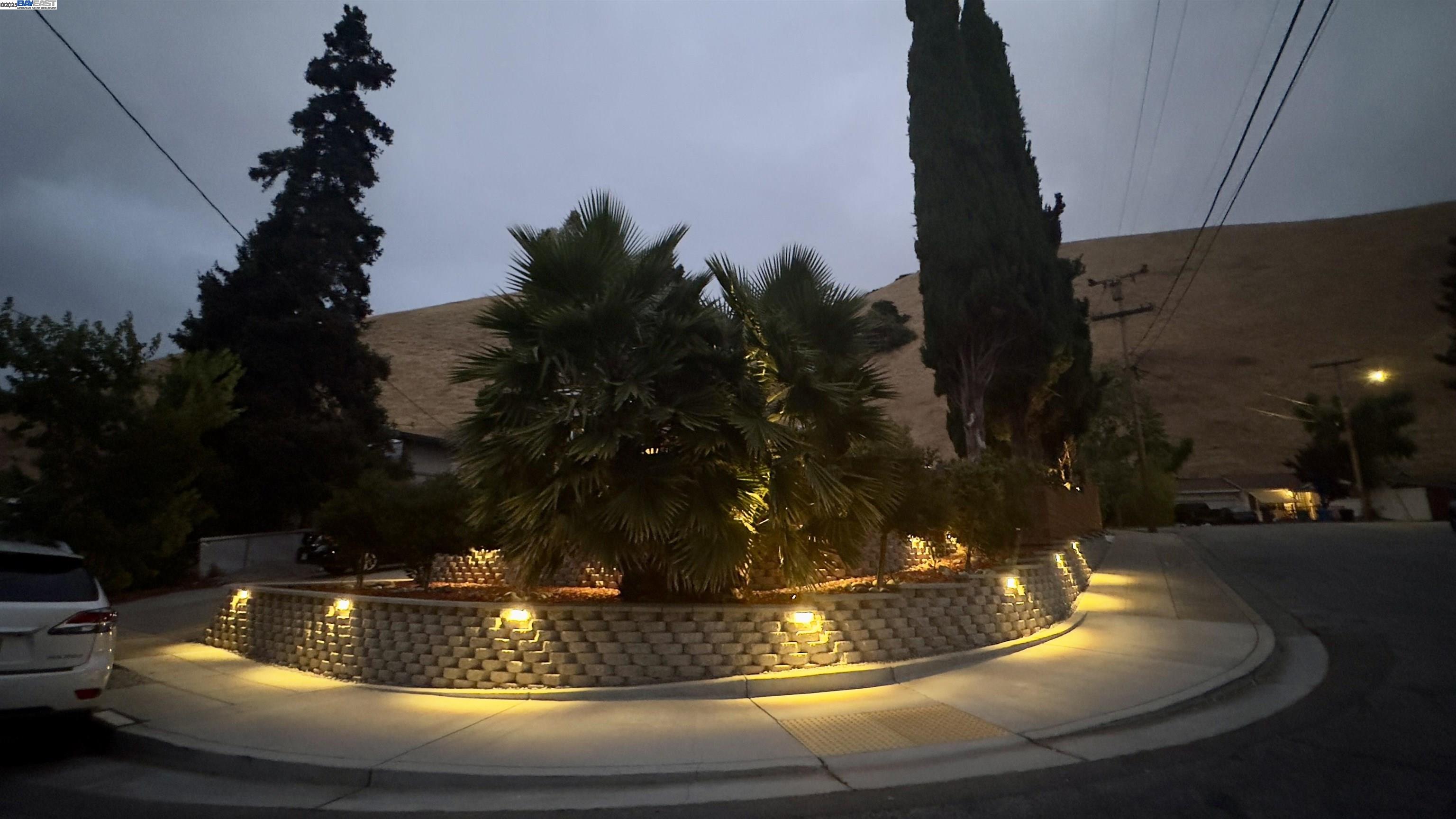 38526 Canyon Heights Drive