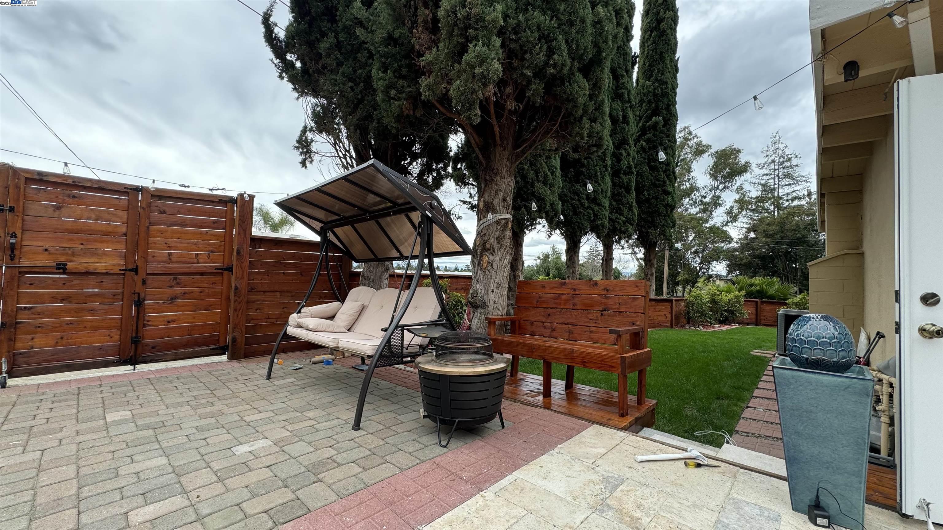 38526 Canyon Heights Drive