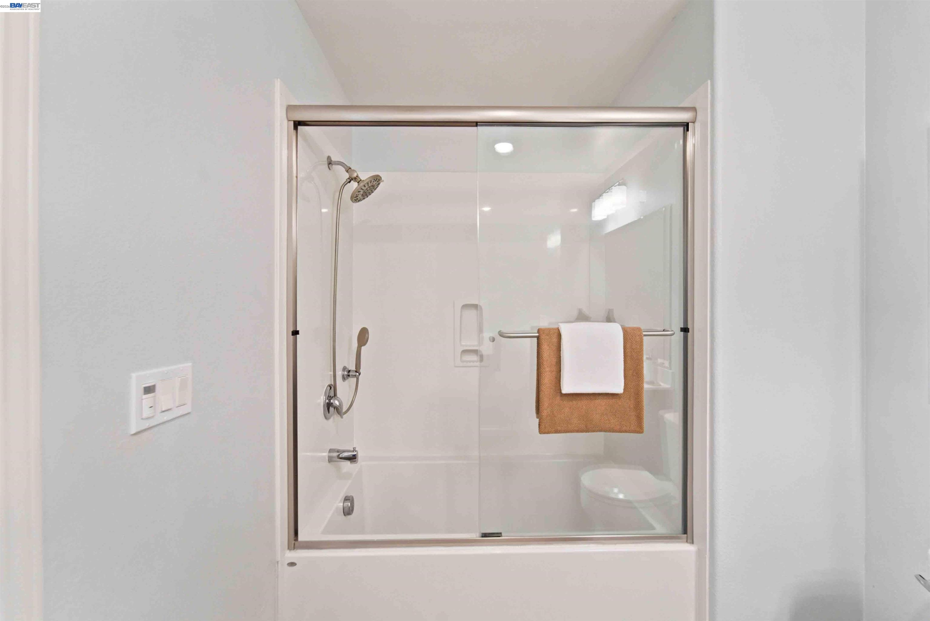 314 Llano De Los Robles Ave # 7