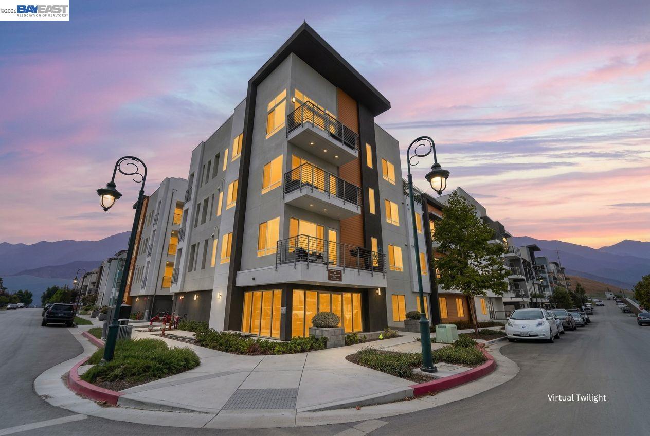 314 Llano De Los Robles Ave # 7