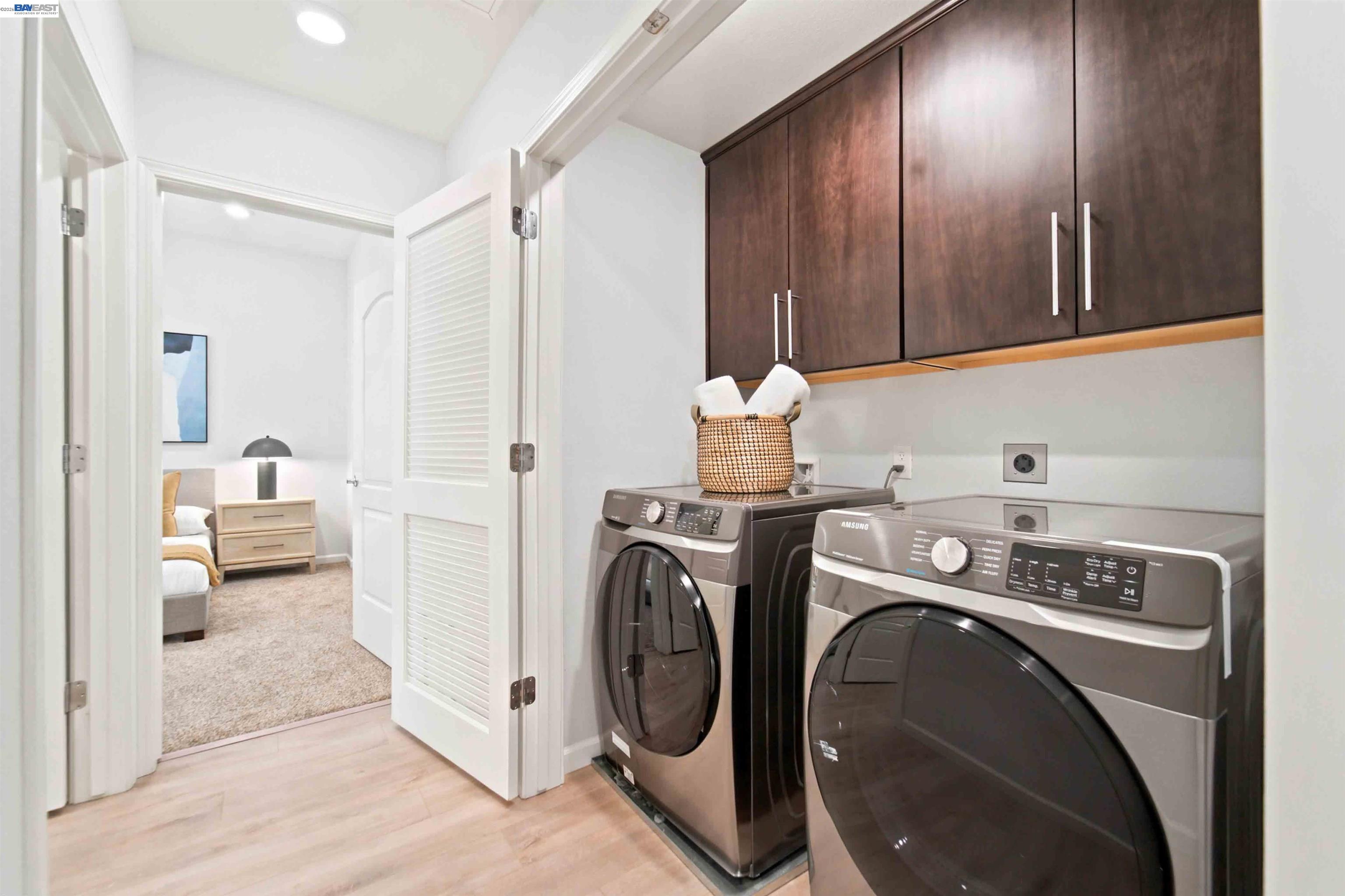 314 Llano De Los Robles Ave # 7