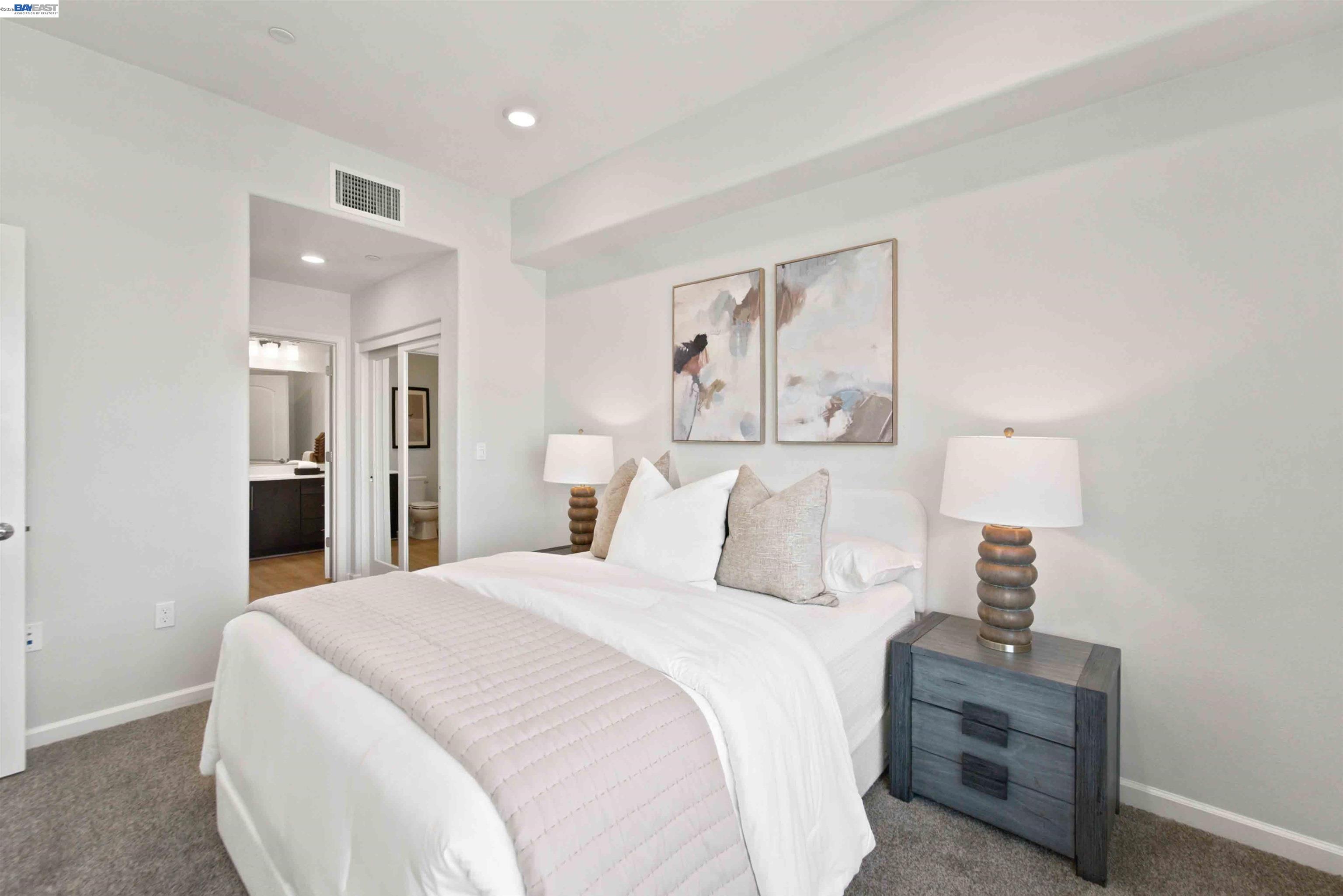 314 Llano De Los Robles Ave # 7