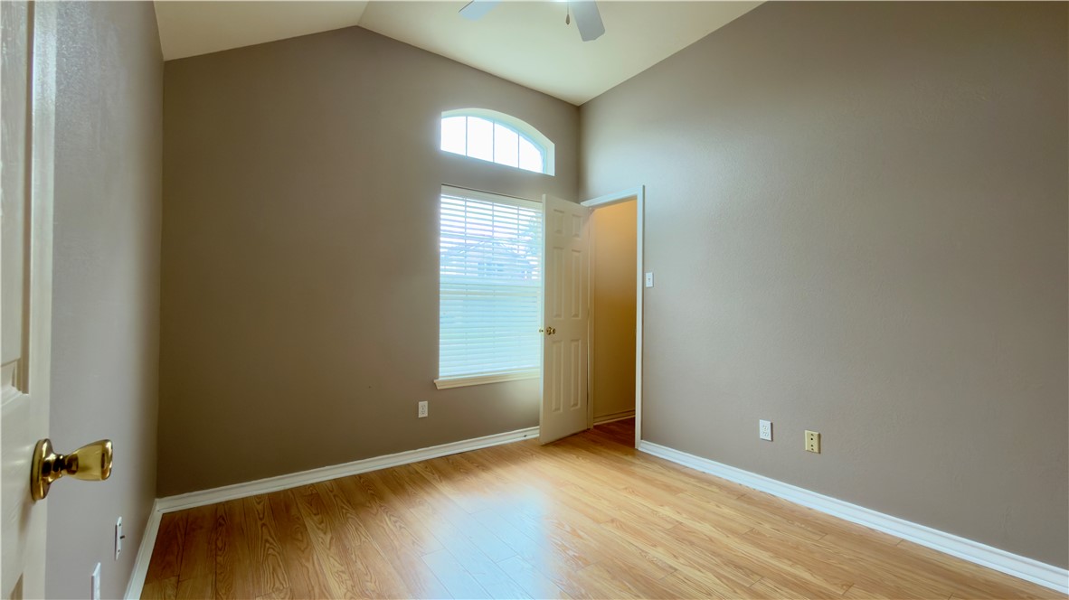 7621 Cold Springs Dr