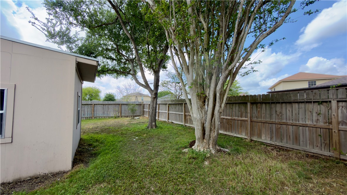 7621 Cold Springs Dr