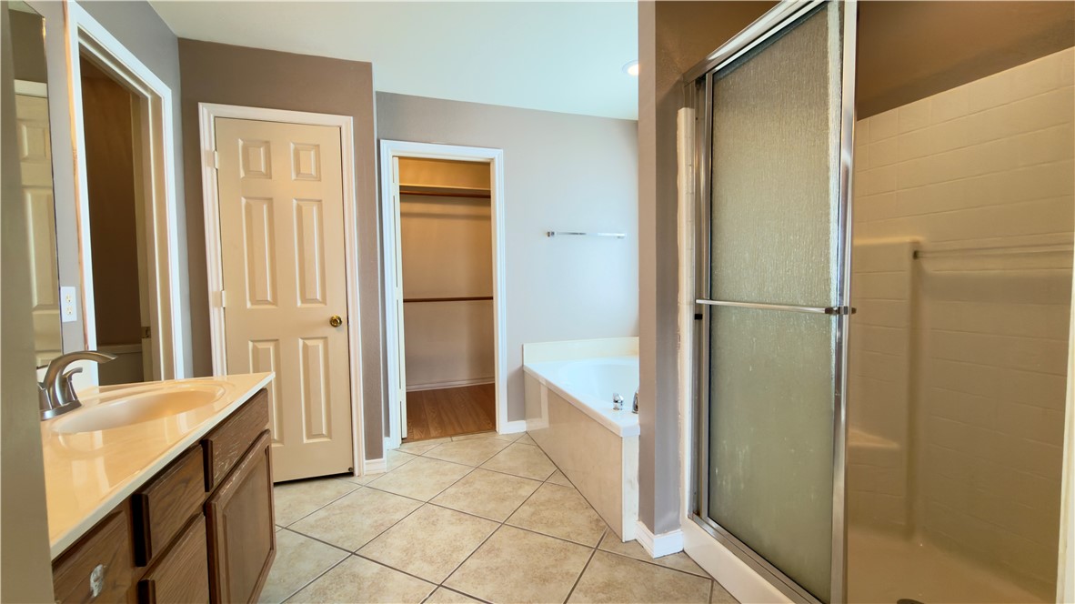 7621 Cold Springs Dr