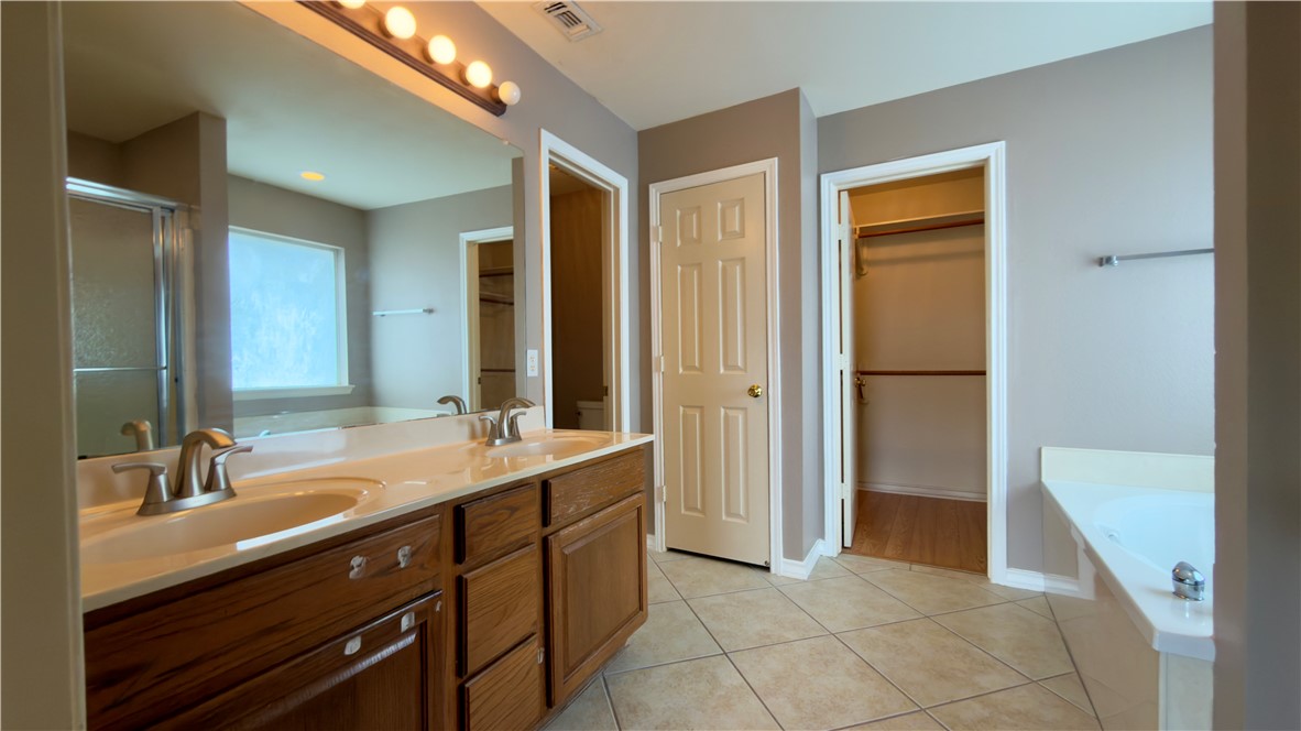 7621 Cold Springs Dr