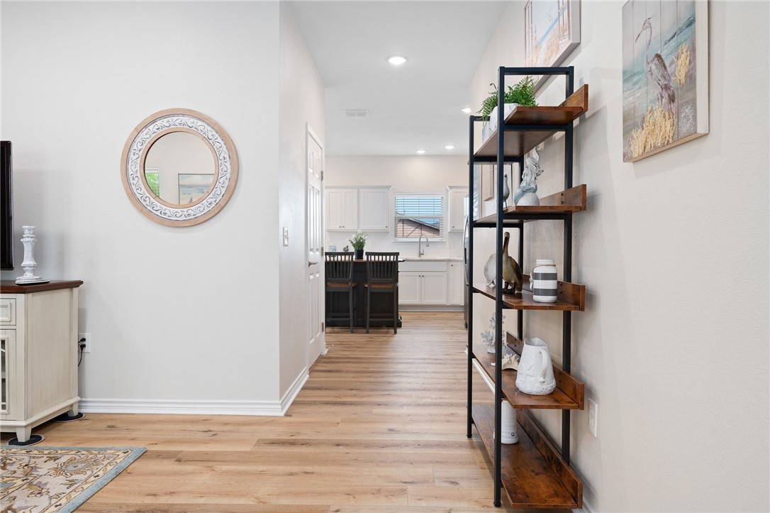 122 Lavaca Cir