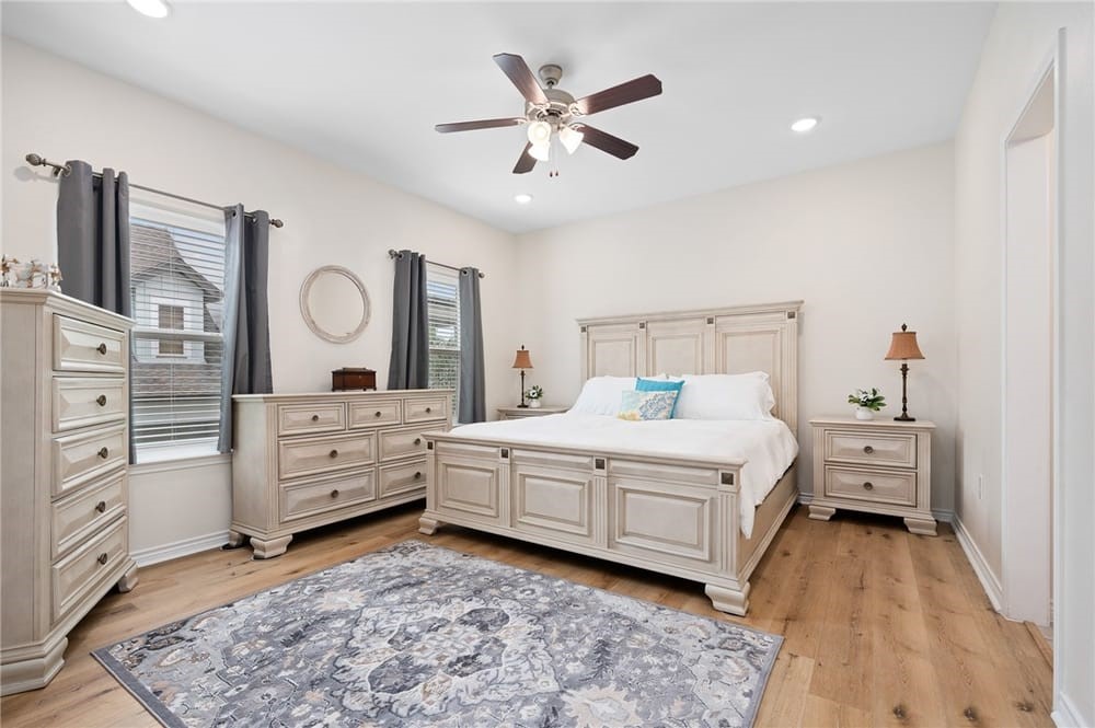 122 Lavaca Cir