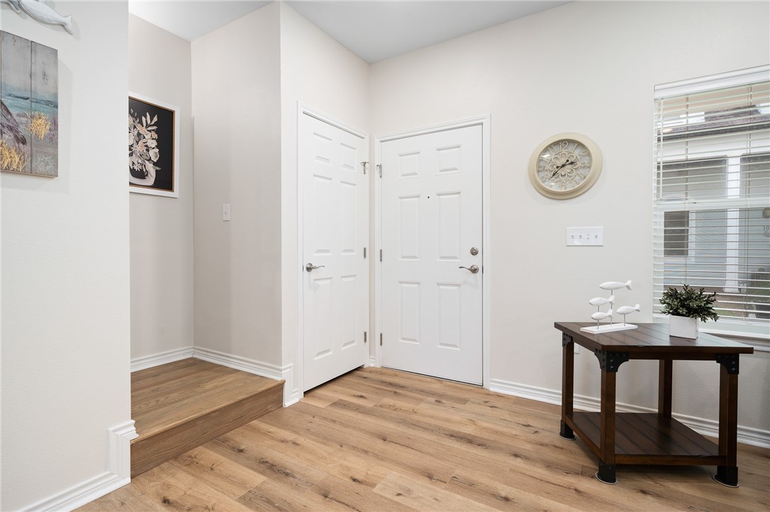 122 Lavaca Cir