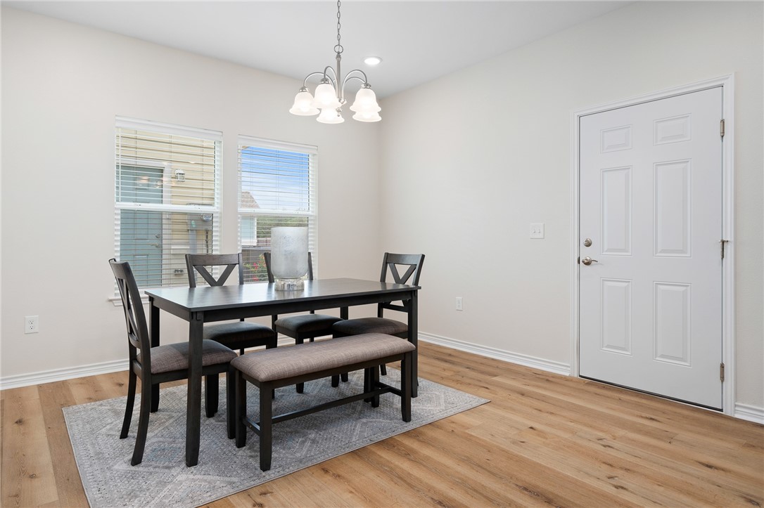 122 Lavaca Cir