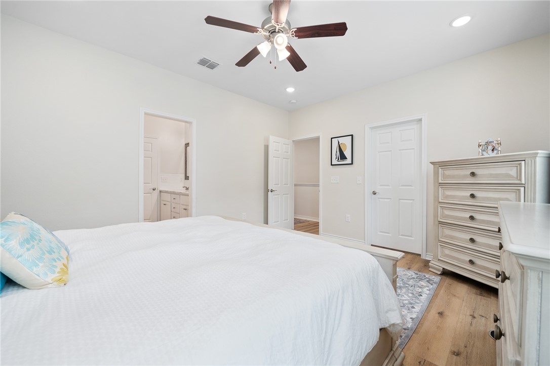 122 Lavaca Cir