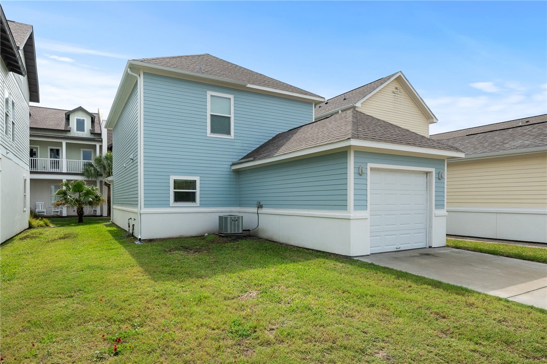 122 Lavaca Cir