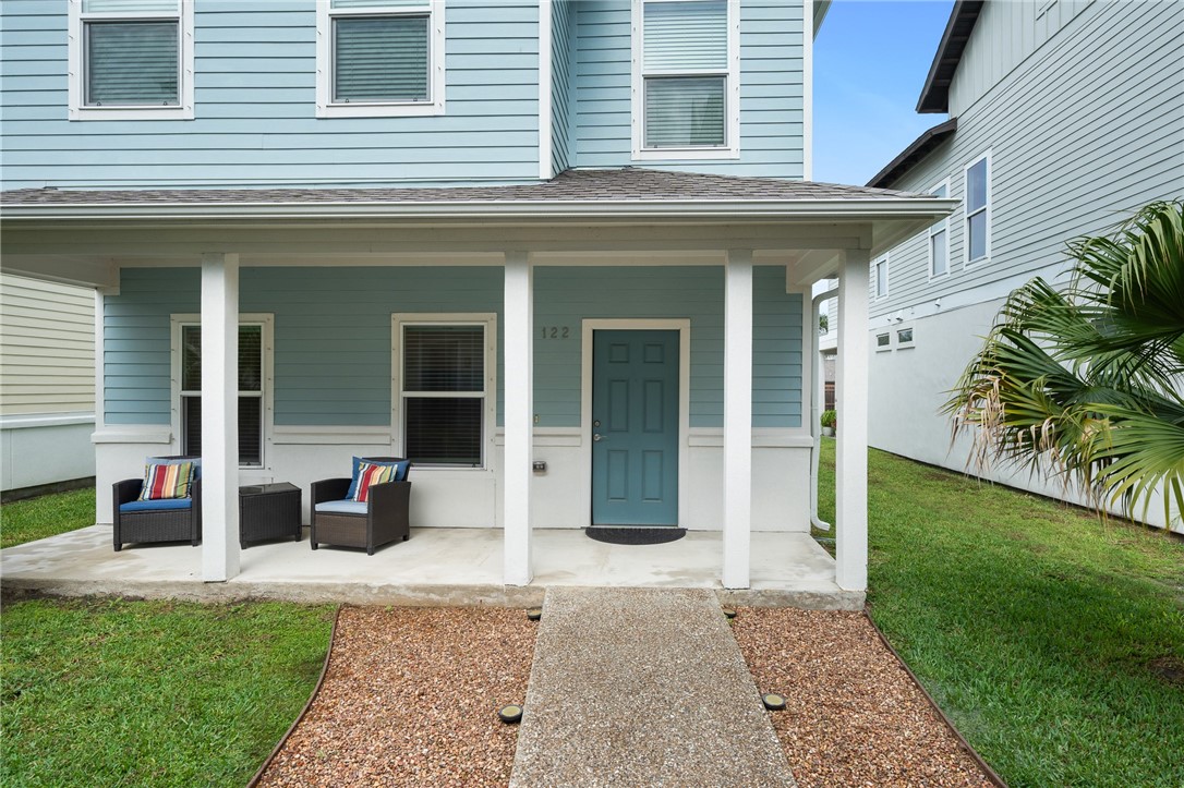 122 Lavaca Cir