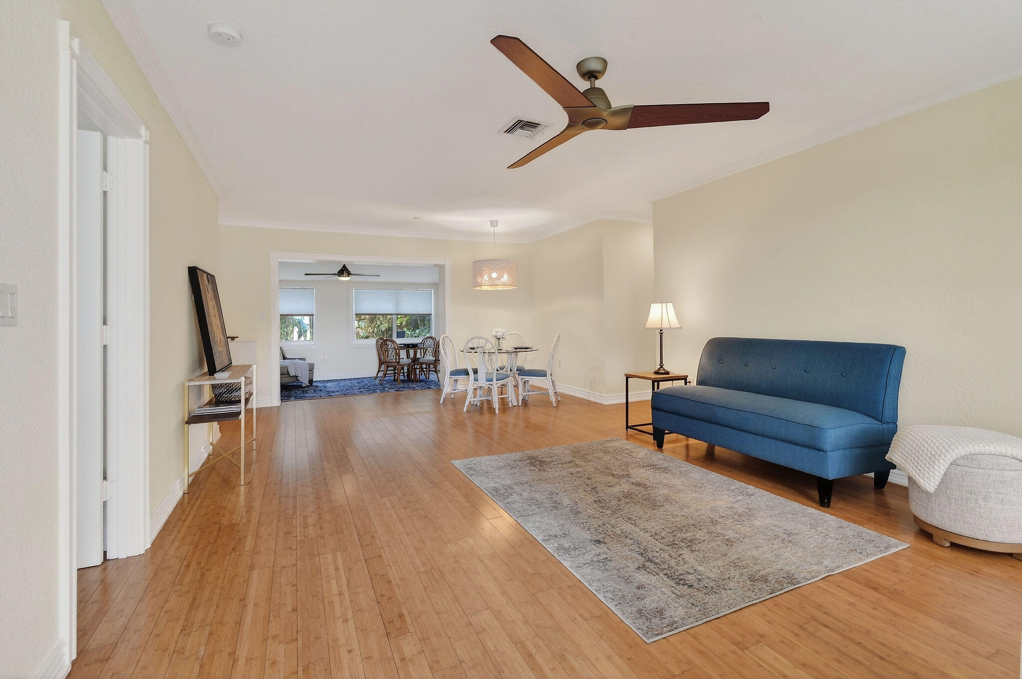 400 Northlake Drive