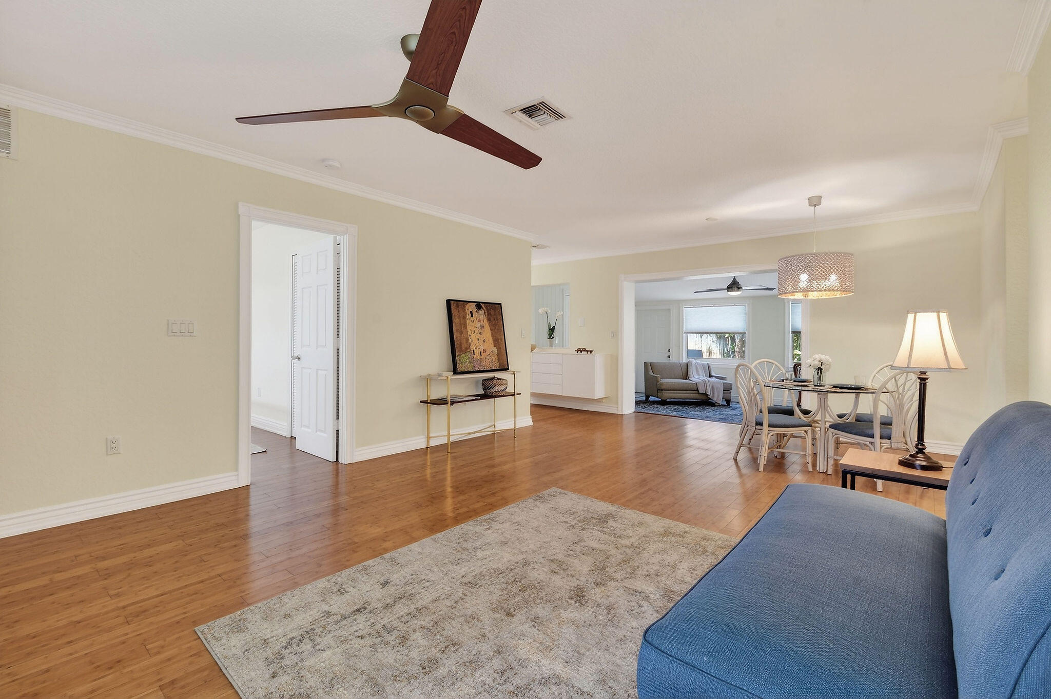 400 Northlake Drive