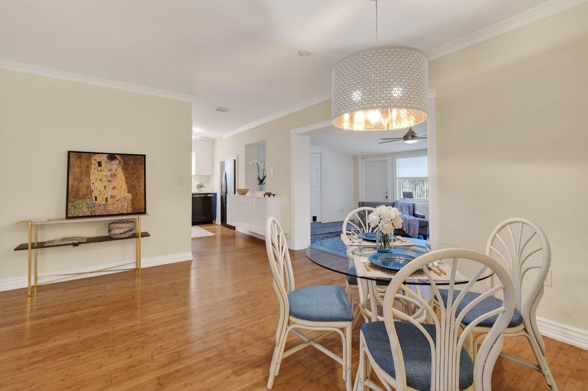 400 Northlake Drive