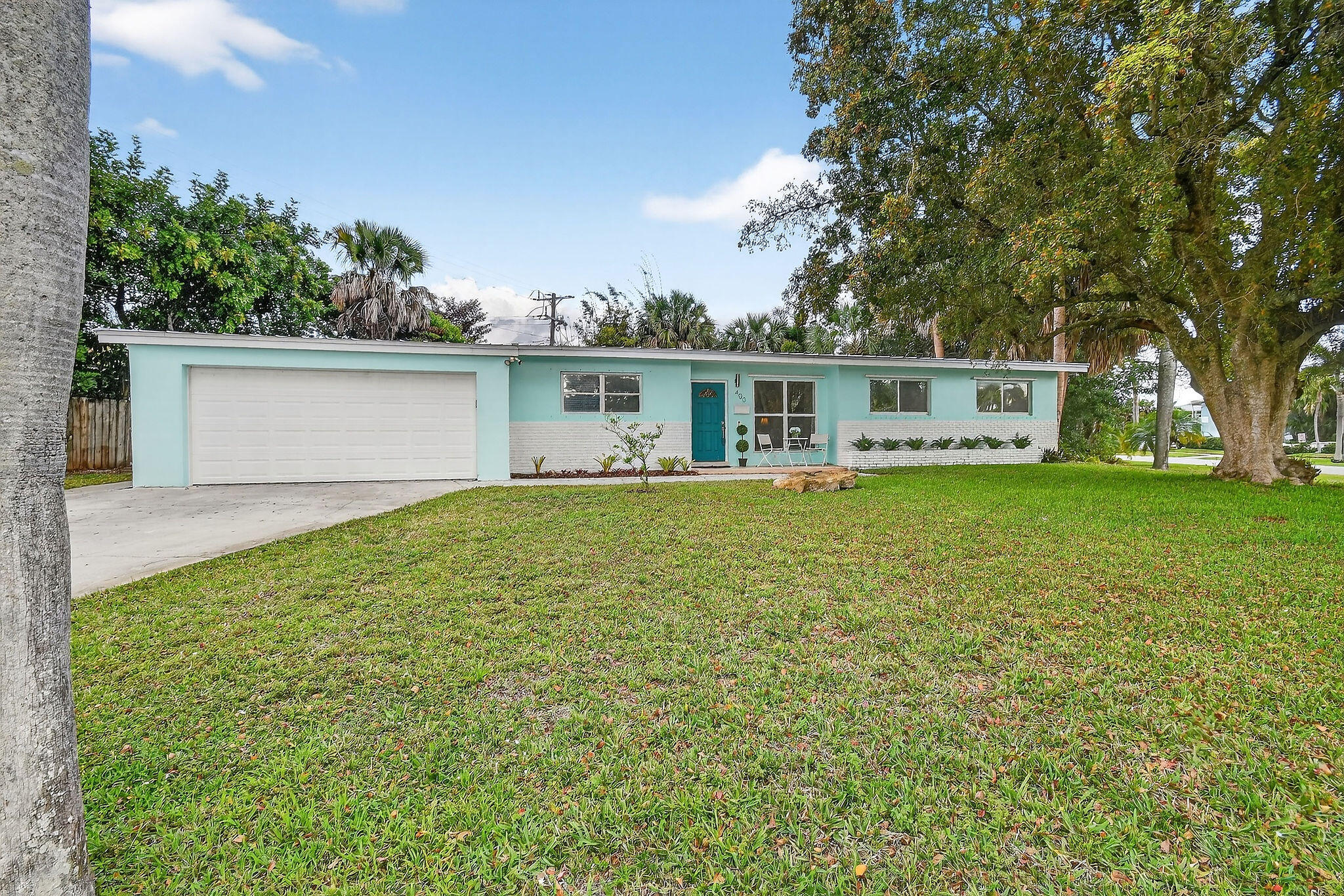 400 Northlake Drive