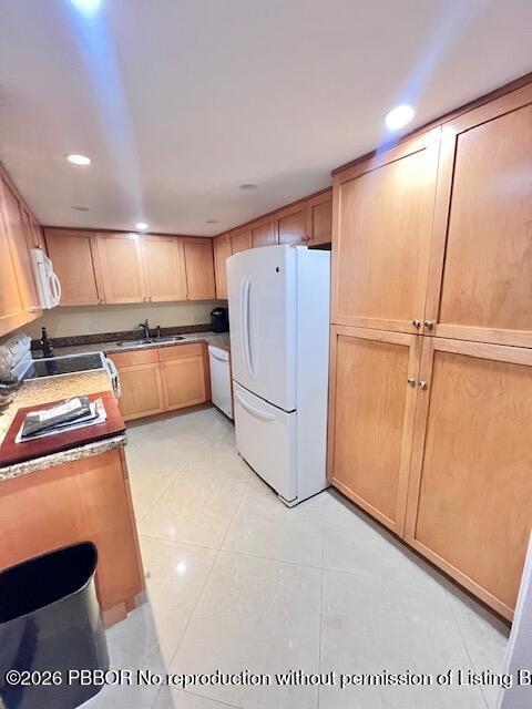 2773 S Ocean Boulevard 414