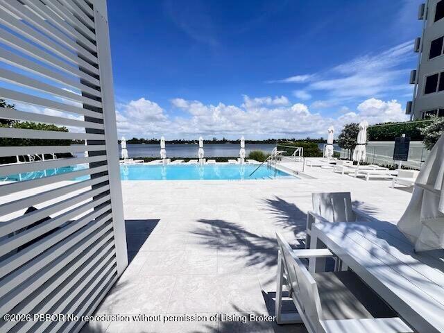 2773 S Ocean Boulevard 414