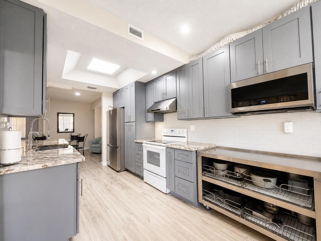 17050 Emile Street 2