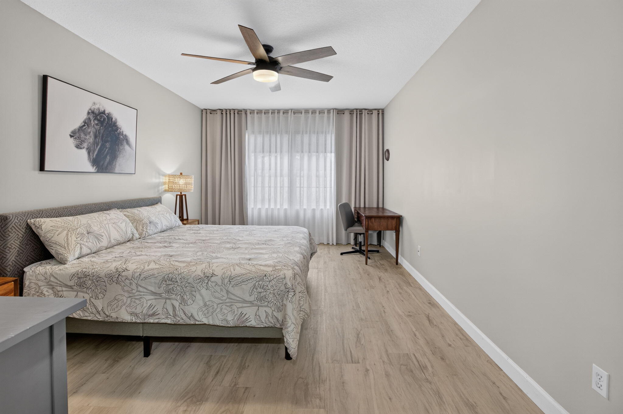 17050 EMILE Street 2