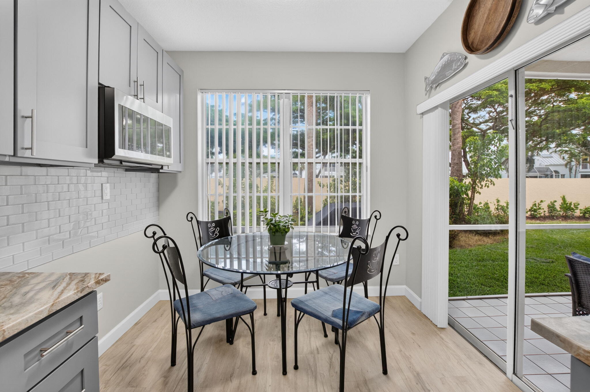 17050 EMILE Street 2
