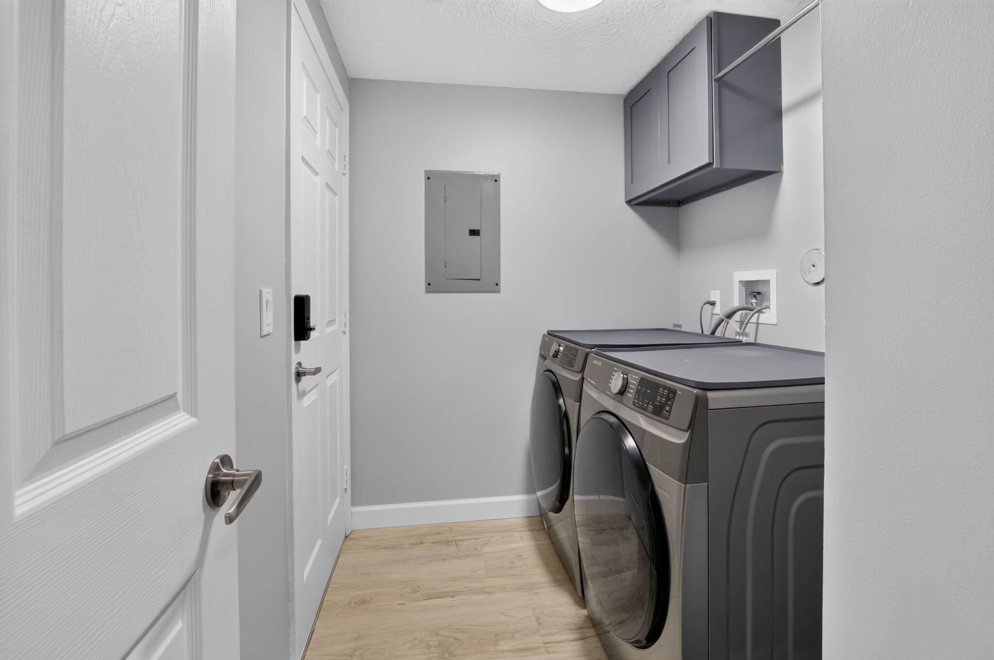 17050 EMILE Street 2