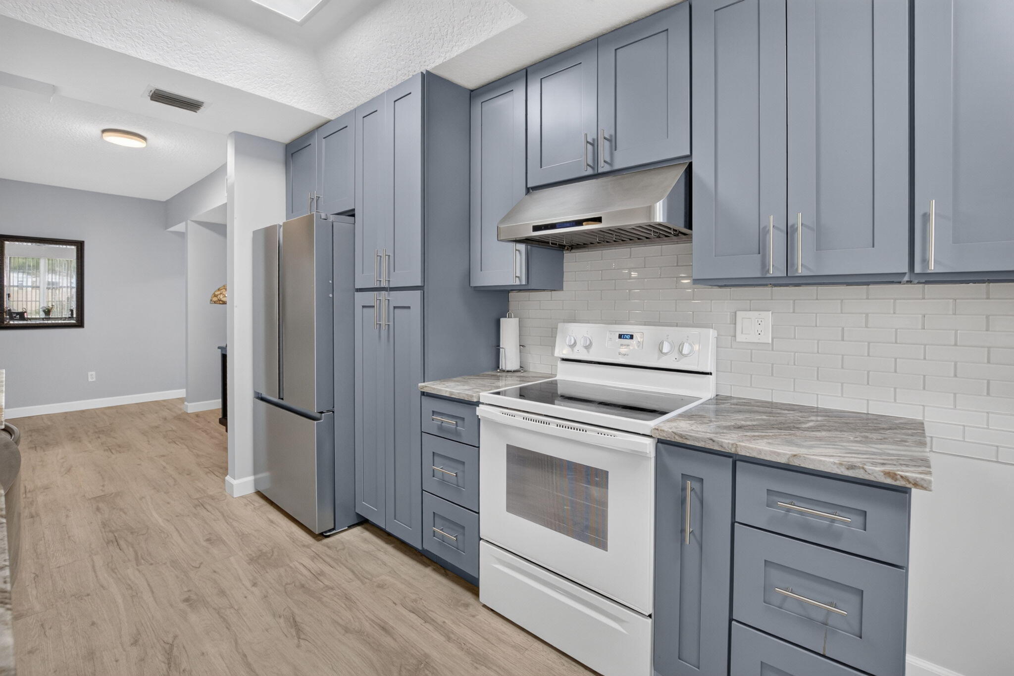 17050 EMILE Street 2