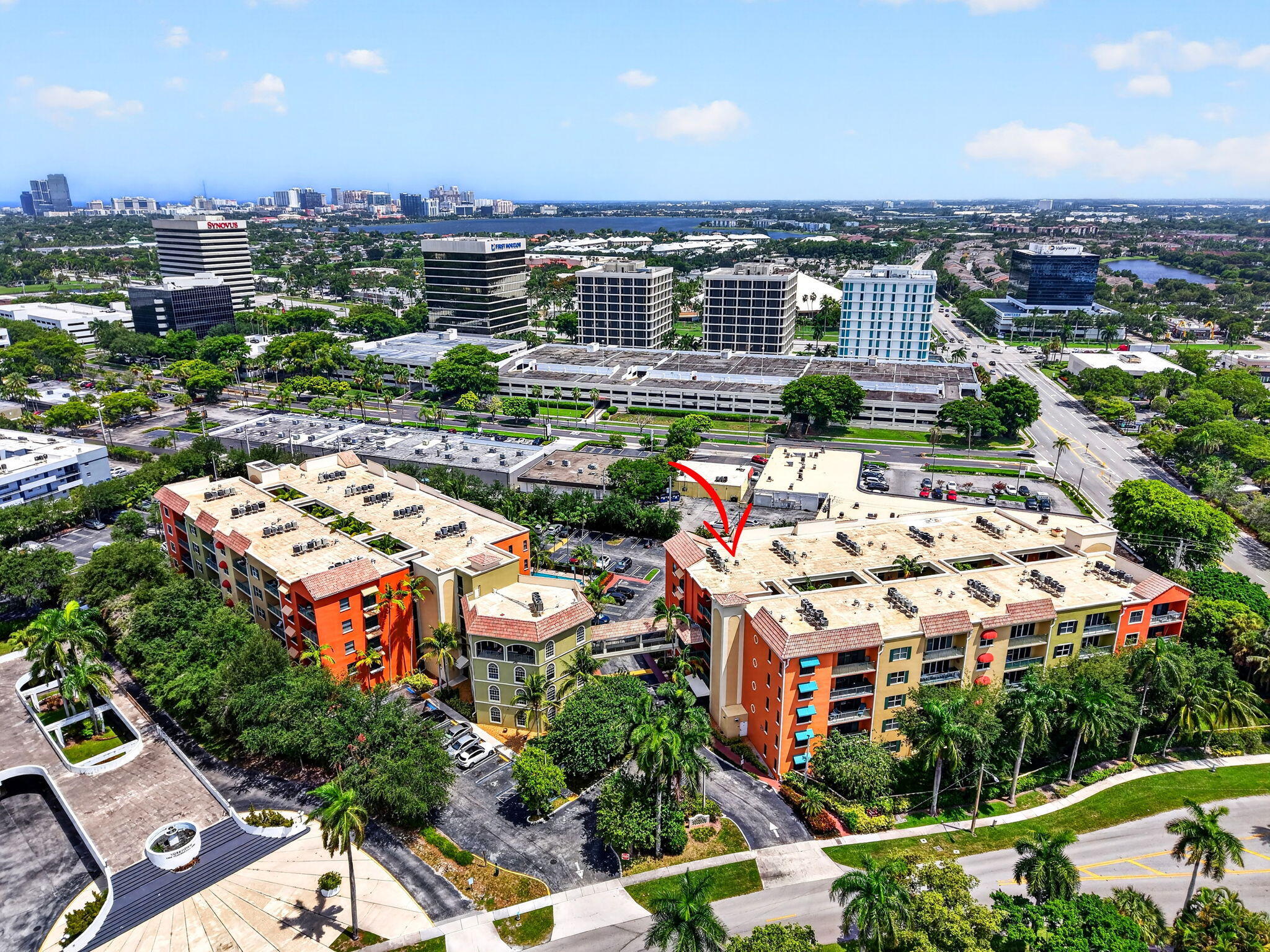1620 Presidential Way 402