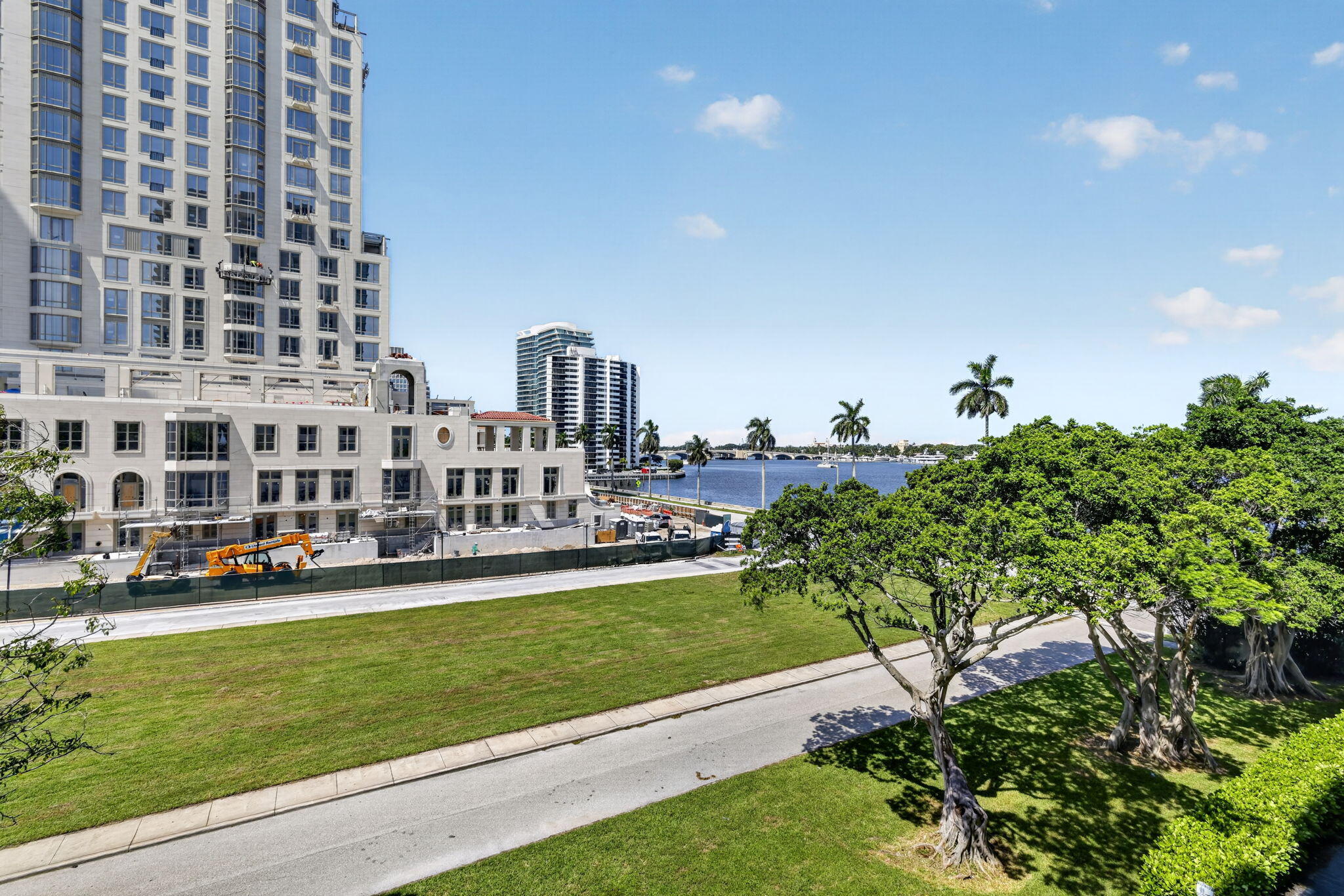 1501 S FLAGLER Drive 4B
